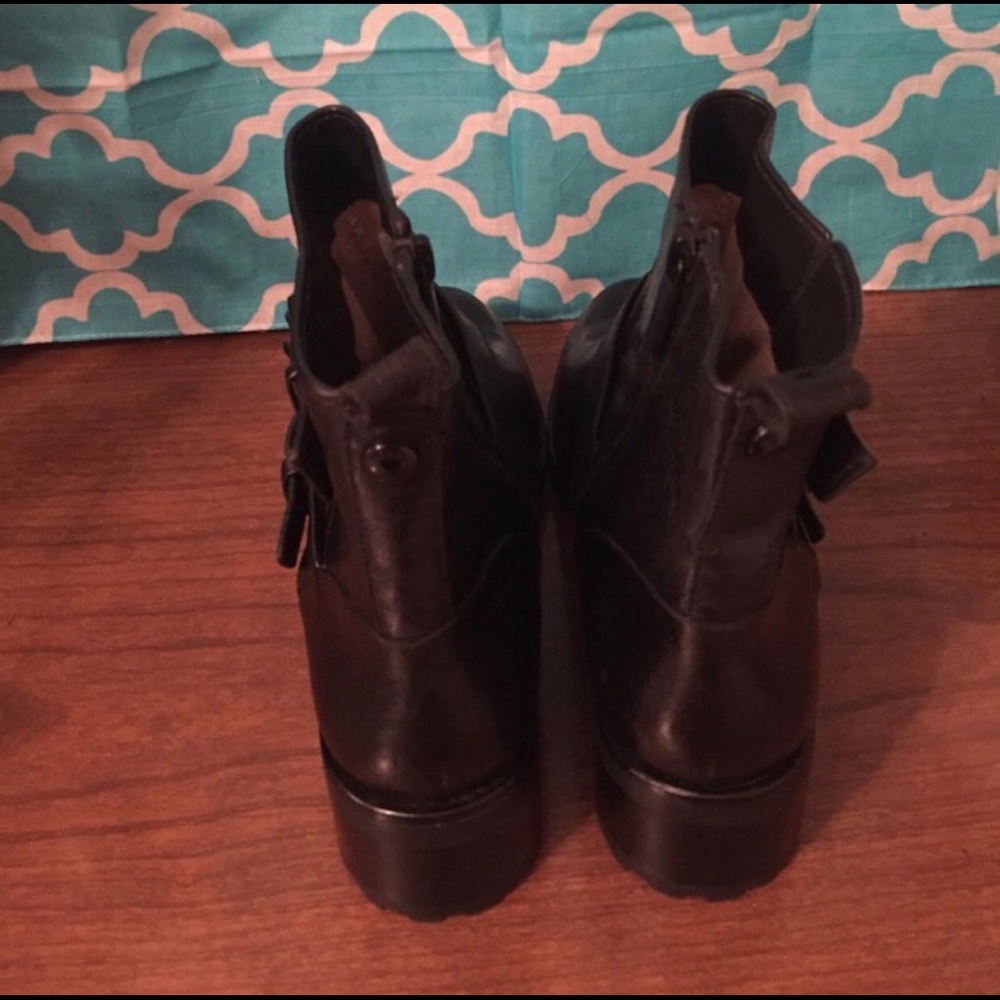 Michael Kors Jet Set black boots, NWOT - Picture 3 of 4